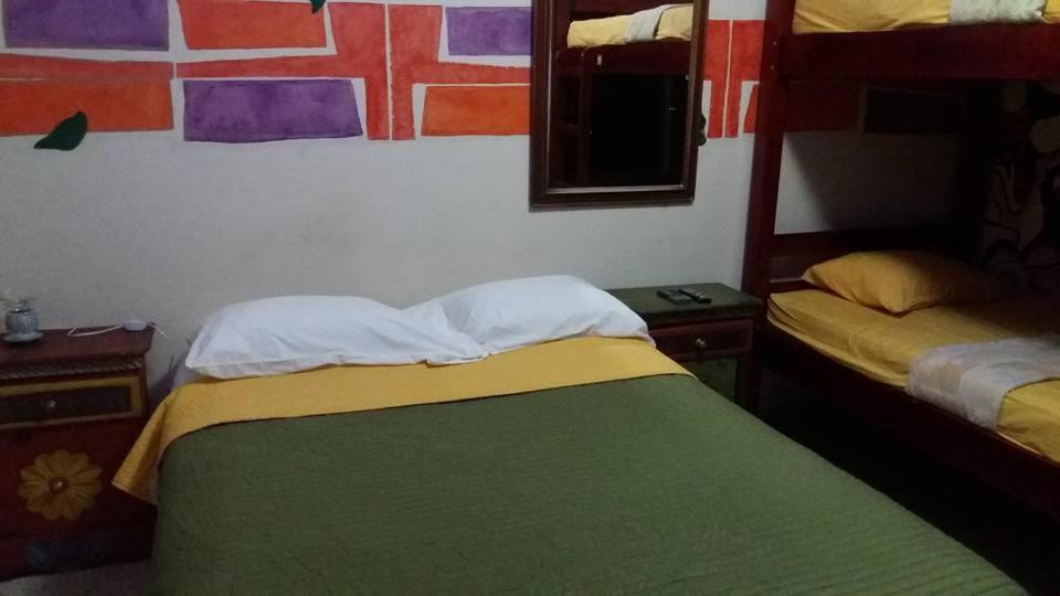 Tamarindo Hostel San Pedro Sula Exterior photo